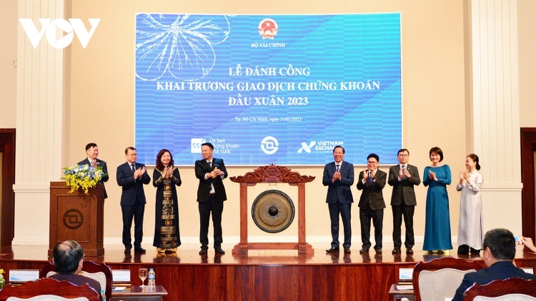 First Spring 2023 trading session of stock market opens